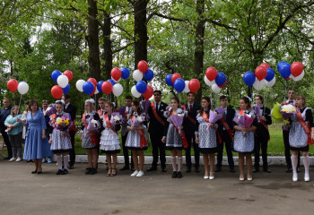 последний звонок прозвенел в школах Новодугинского района для наших выпускников - фото - 14