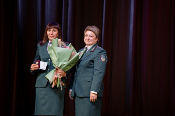 накануне 35-летнего юбилея лучшим налоговикам Смоленской области вручены награды - фото - 3