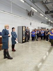 смоленские налоговики рассказали сотрудникам Починковской швейной фабрики об участии в декларационной кампании - фото - 1