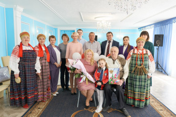 в Новодугинском районе прошло чествование Золотых Юбиляров совместной супружеской жизни - фото - 9
