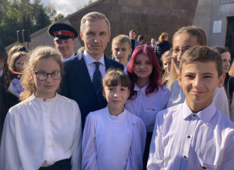 ребята «Движение первых» Днепровской школы посетили Курган Бессмертия - фото - 3